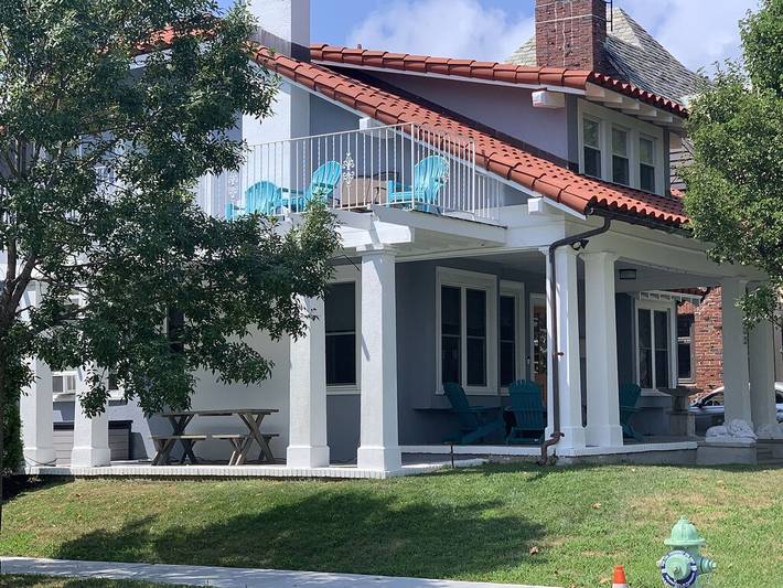 Vacation rental for 12 people, with balcony in Asbury Park