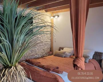Gîte pour 2 personnes, avec jacuzzi et piscine, animaux acceptés à Vergèze