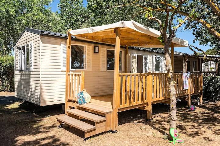 Camping pour 4 personnes à Saint-Florent