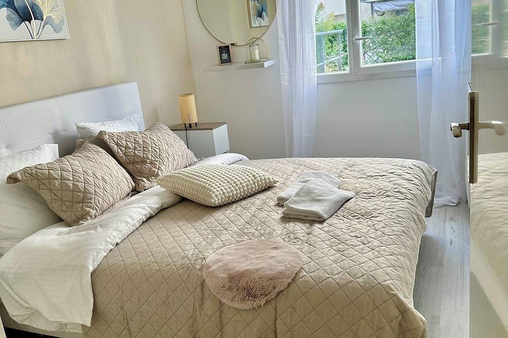 Apartamento entero, Perle Rare « Cosy de Laéroport » in Le Blanc-Mesnil, Sena-Saint Denis