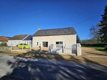 Gîte pour 10 personnes, avec vue et jardin à Hommes