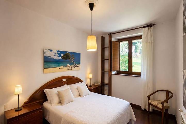 El Joyu Erías | House with a fenced-in garden in Llanes in Puertas de Vidiago, Llanes