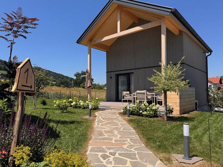Ferienwohnung für 2 Personen, mit Terrasse und Garten