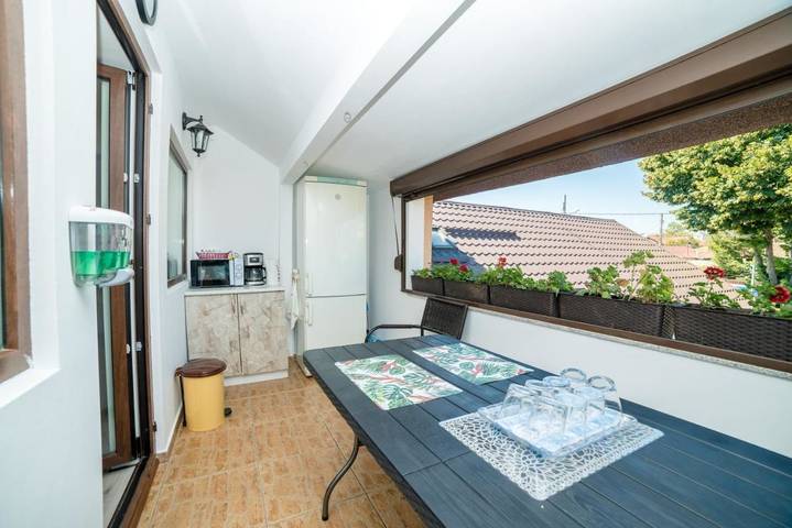 Gîte pour 2 personnes, avec jardin dans Mangalia - 3