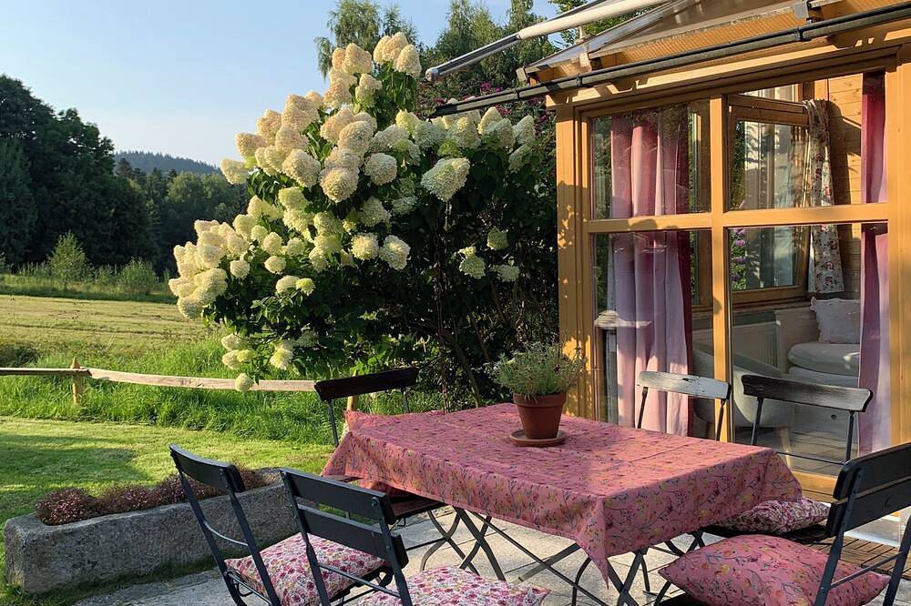 Gemütliches Ferienhaus in ruhiger Naturlage mit Panoramablick! in Patersdorf, Ostbayern