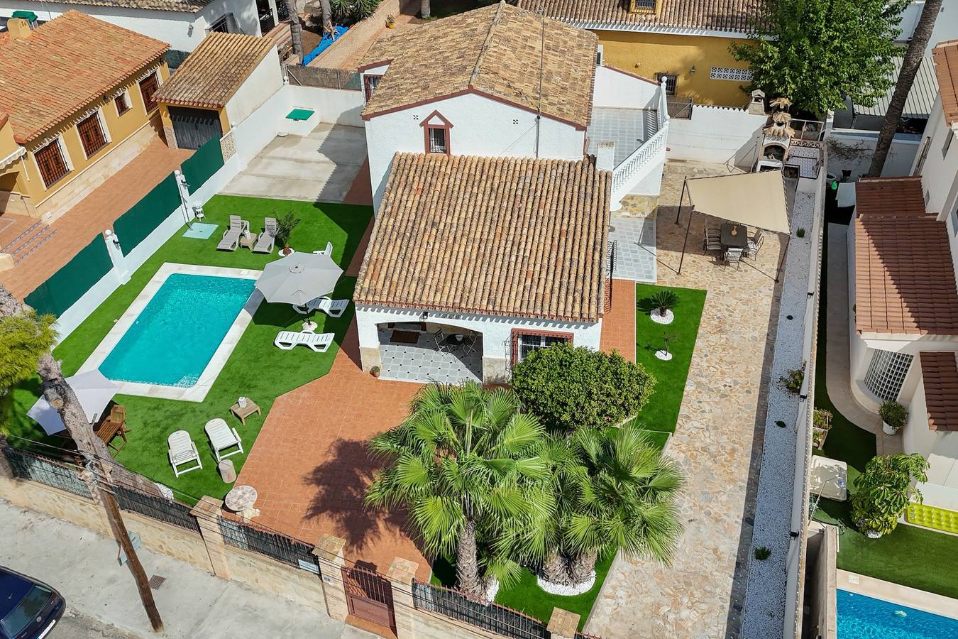 Chalet in Punta Prima with sea views, Wi-Fi, and air conditioning in Punta Prima (Alicante), Orihuela