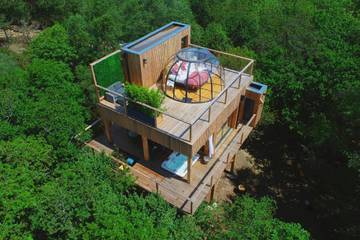 Gîte pour 2 personnes, avec jardin et vue ainsi que piscine et sauna à Quistinic