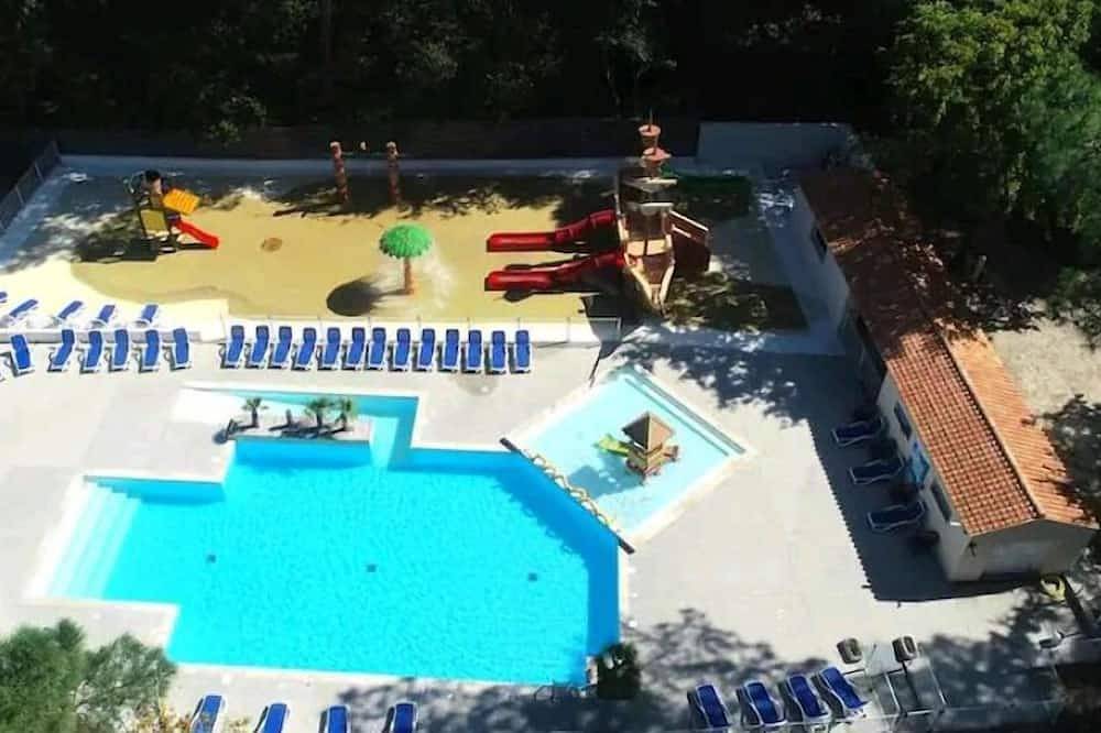Fully Equipped Mobil Home with large 30 M2 terrace and small garden. in Saint-Augustin, Côte de Beauté
