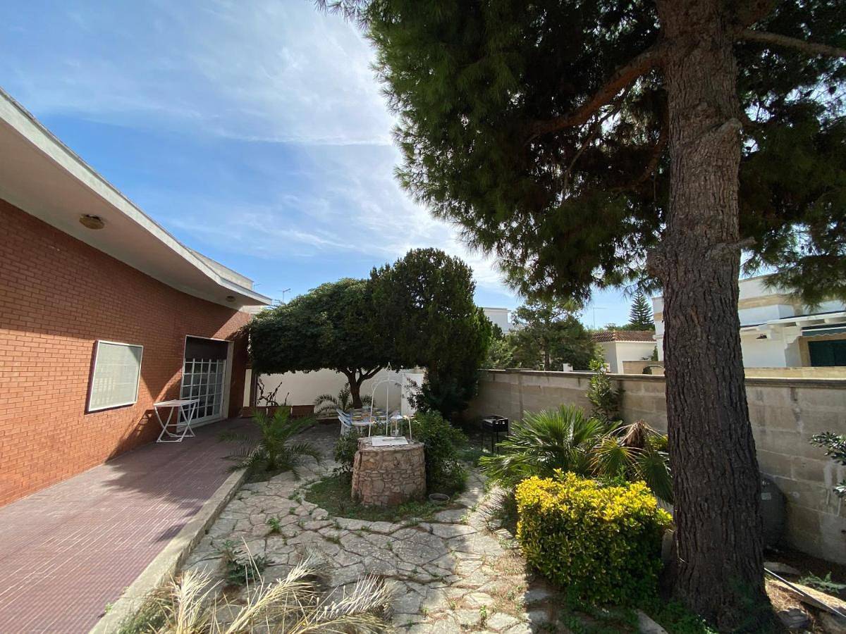 Three-Bedroom Villa in Campomarino di Maruggio, Campomarino (Puglia)