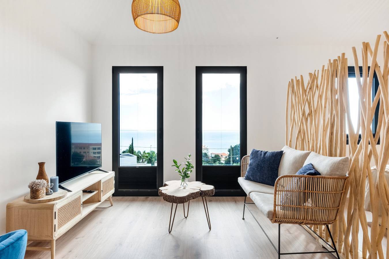 Ganzes Studio, Studio-Apartment „Ocean View New House 2“ mit Balkon und Wlan in Caniço, Madeira