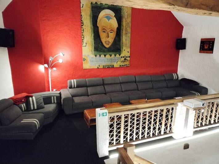 Gîte pour 15 personnes, avec jardin et sauna