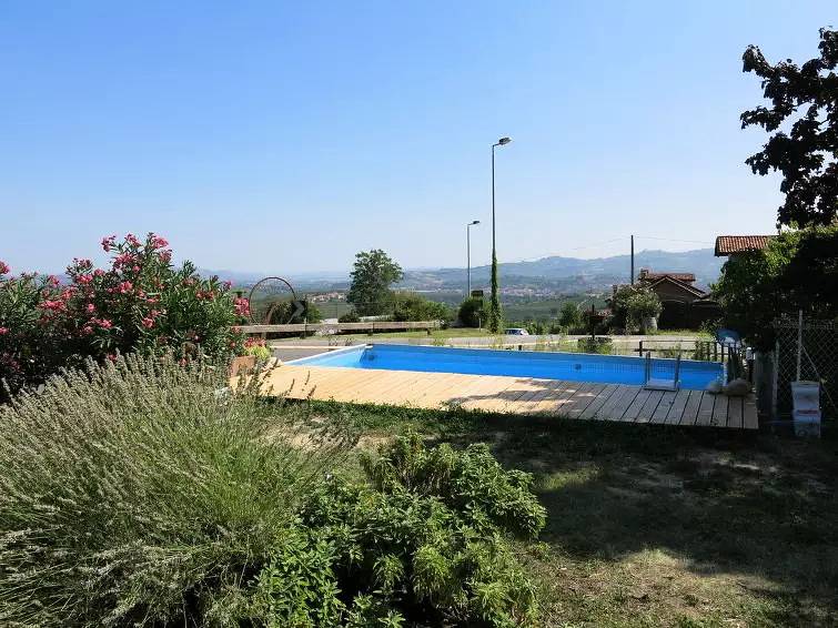 Appartamento intero, 2 Camere 2 Persone in La Morra, Langhe