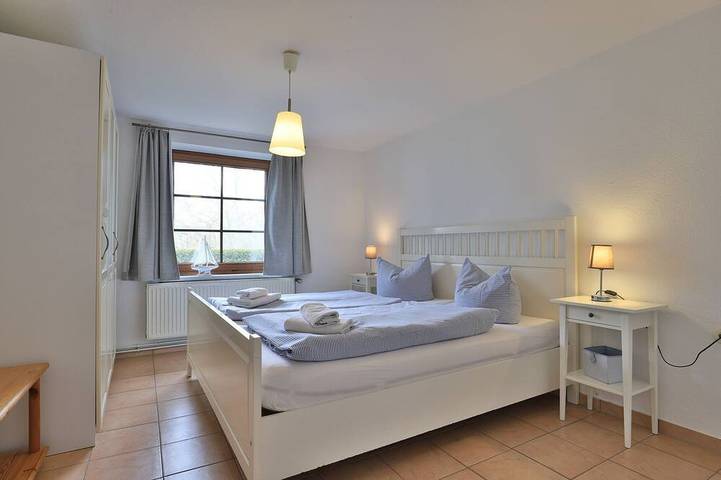 Ferienwohnung für 4 Personen, mit Garten, mit Haustier in Neukloster - 2