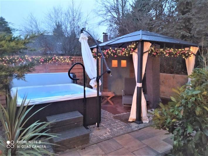 Ferienwohnung für 5 Personen, mit Whirlpool und Terrasse sowie Garten und Pool in Burgthann - 2