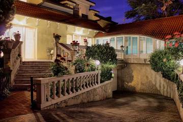 Villa für 15 Personen, mit Haustier in Budapest