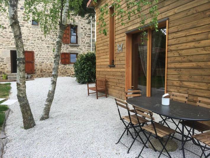 Maison de vacances pour 4 personnes, avec piscine ainsi que terrasse et jardin