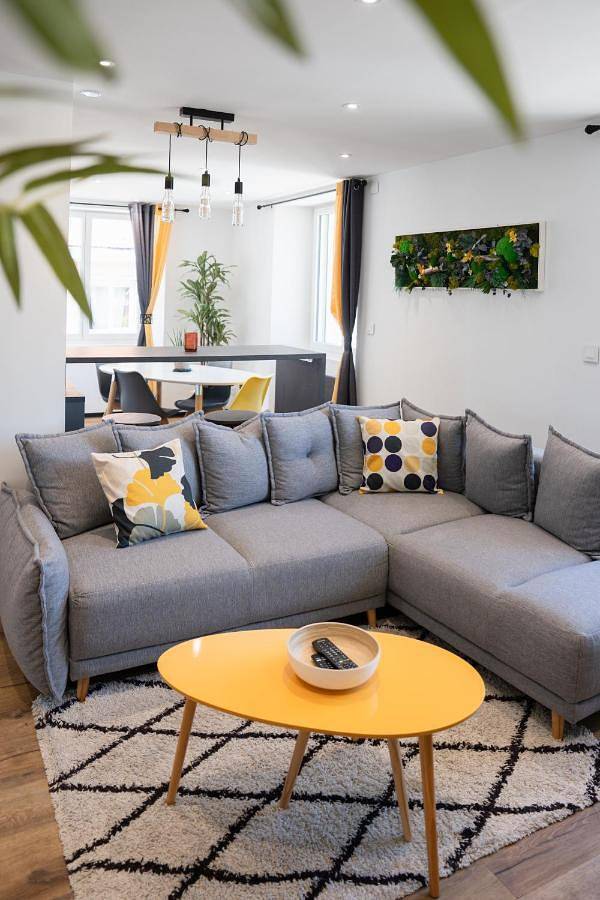 Appartement entier, Two-Bedroom Apartment in Sisteron, Région de Forcalquier