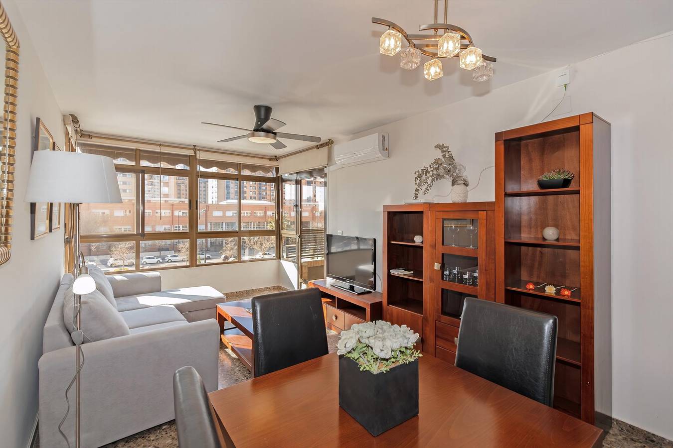 Hel leilighet, Guestready - Bright flat near El Cabanyal in Valencia City Centre, Valencia