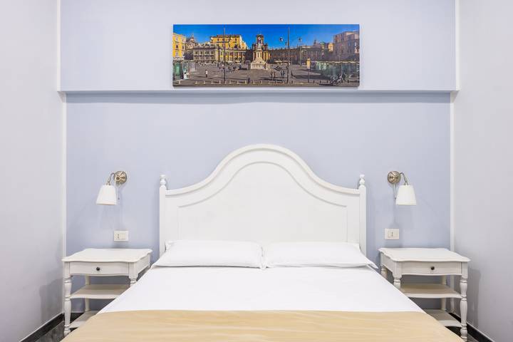 Maison d’hôte pour 3 personnes, avec Balcon à Naples - 4