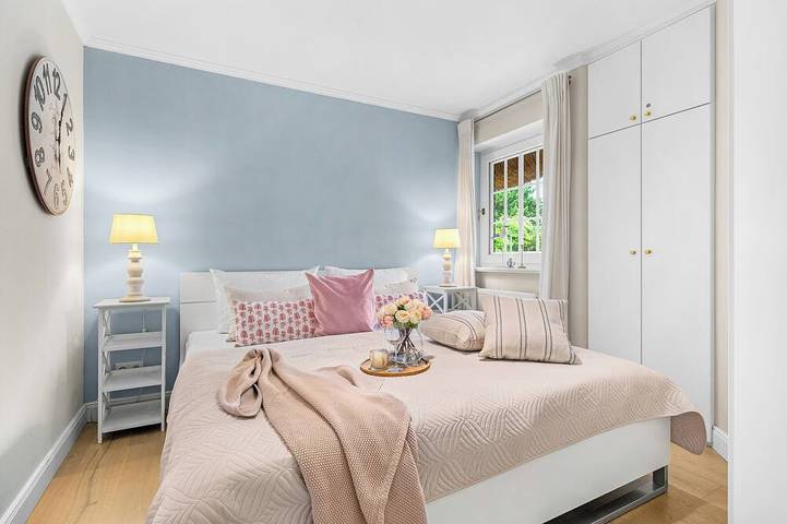 Ganze Wohnung, Ferienwohnung Reethüüs in Keitum auf Sylt unter Reet mit Terrasse & Strandkorb in Keitum, Sylt (Gemeinde)