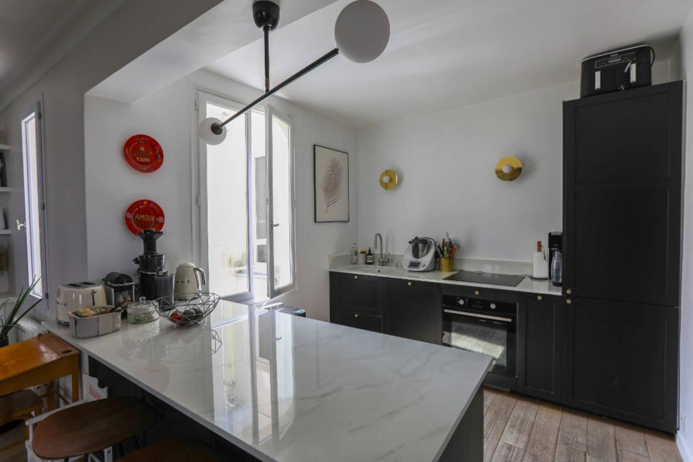 Appartement entier, Bel appartement lumineux en centre-ville in Levallois-Perret, Hauts-de-Seine