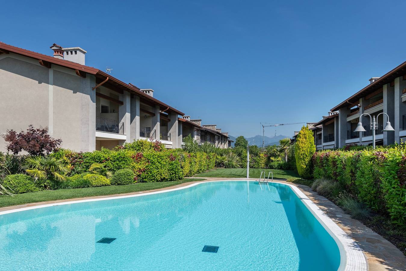 Appartamento intero, Casa Vacanze Raffa con Balcone, Terrazza Coperta & Wi-Fi in Puegnago del Garda, Prealpi Gardesane