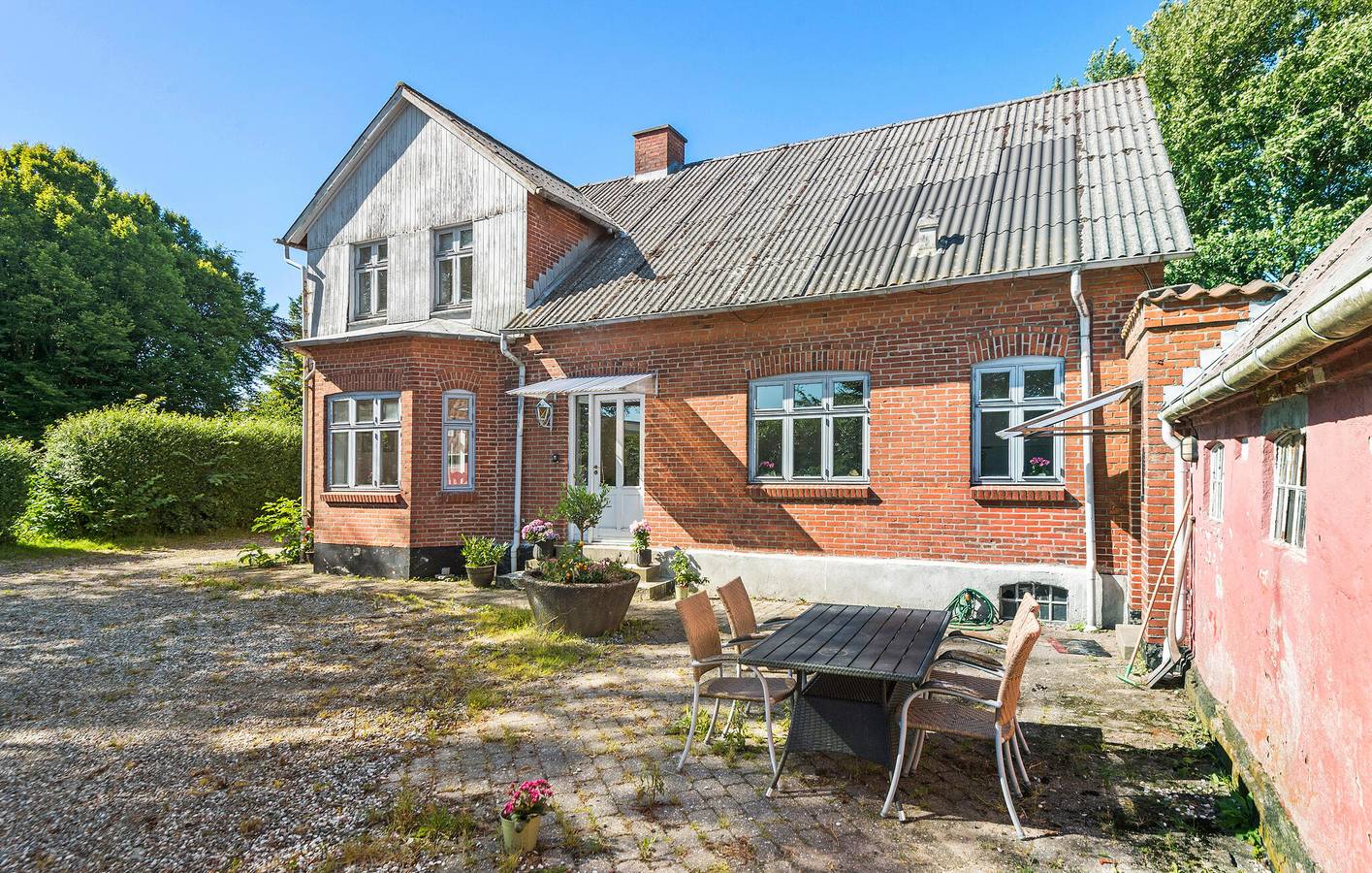 Ferienhaus für 10 Personen mit Garten in Esbjerg und Umgebung