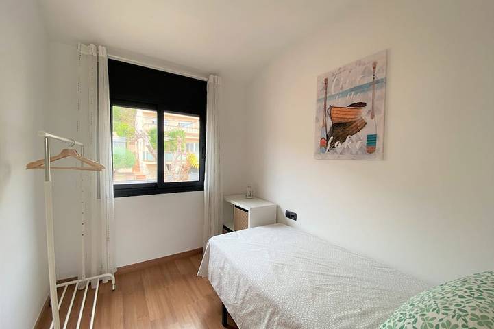 Location de vacances pour 8 personnes, avec piscine ainsi que balcon et jardin dans Segur de Calafell - 4