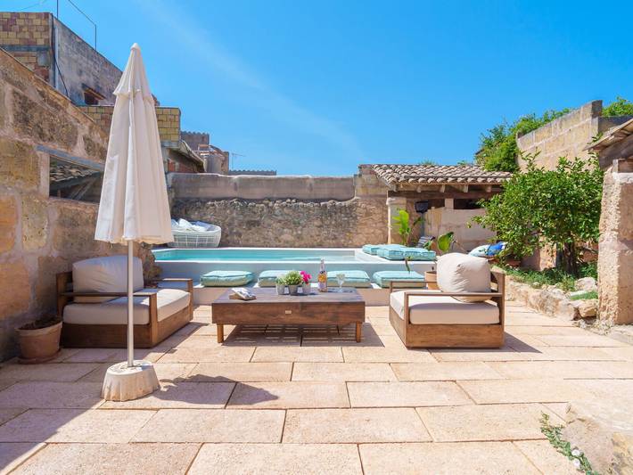 Casa rural para 6 personas, con jardín, Se admiten mascotas en Villafranca de Bonany - 3