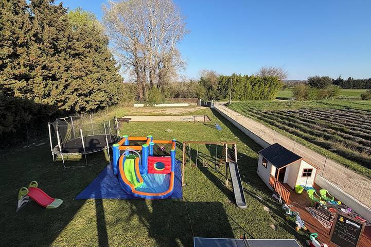 Villa pour 17 personnes, animaux acceptés