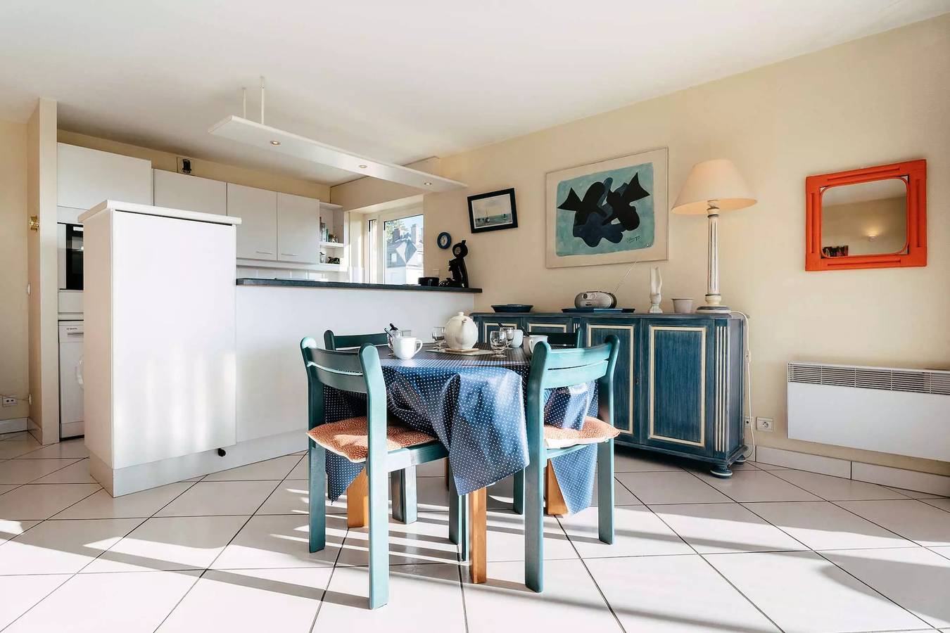 Entire apartment, Carnac apartment 2 rooms-65m2- Sea view-Wifi-3* in Carnac Plage, Carnac
