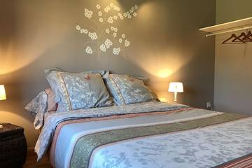 Gîte pour 7 personnes, avec piscine ainsi que terrasse et jardin à Belvianes-et-Cavirac