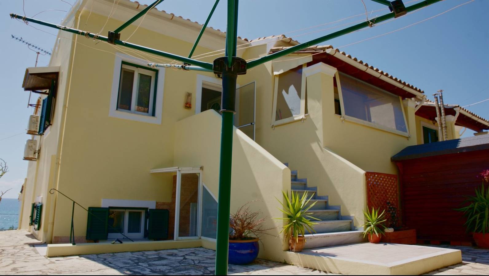 Ganze Wohnung, Ferienwohnung für 5 Personen mit Balkon in Agios Georgios, Korfu