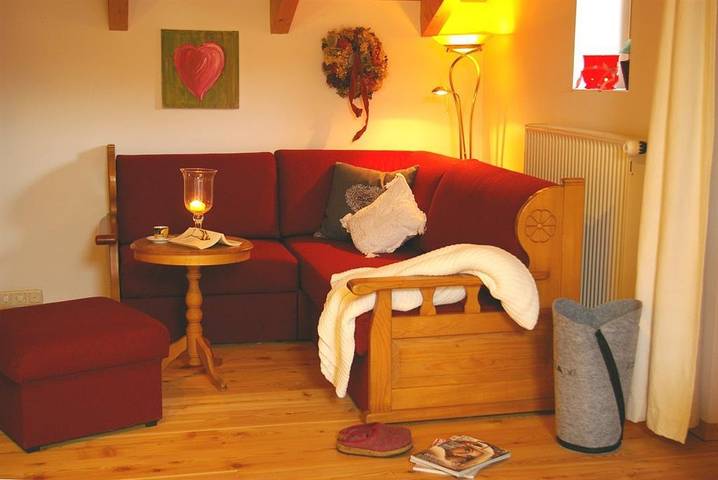 Ferienwohnung für 3 Personen, mit Balkon und Terrasse sowie Garten und Sauna in Rieden - 4