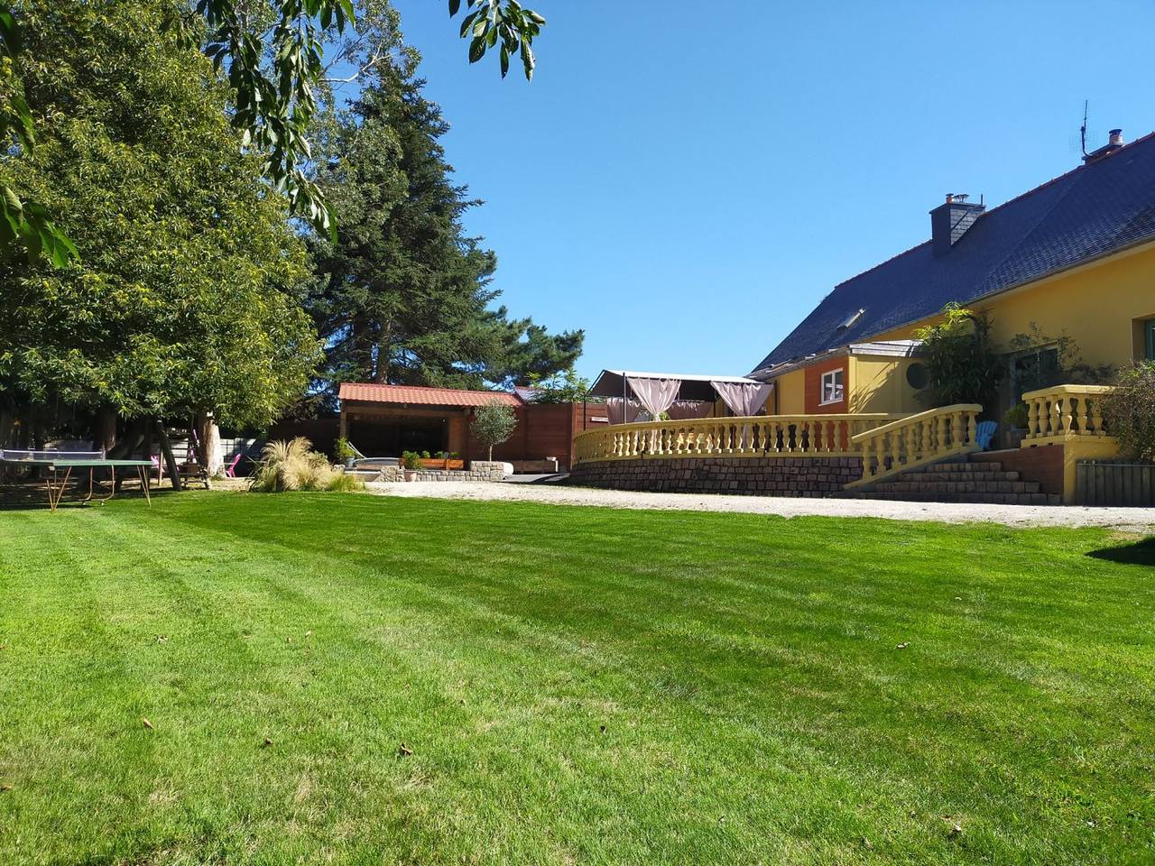 Gîte familial / gîte de groupe proche Guingamp in Ploumagoar, Région de Guingamp