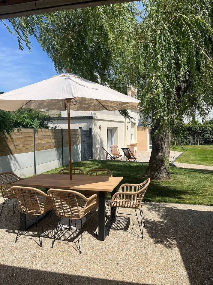 Maison de vacances 'Ty Mamie Spa - 700m De La Plage' avec terrasse privée, jardin privé et Wi-Fi in Saint-Pabu, Région de Brest