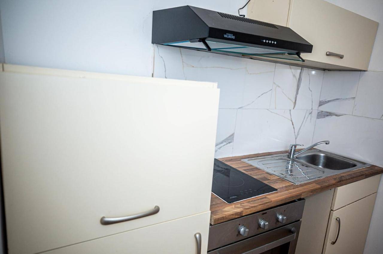 Agréable chambre sur liège avc parking et wifi gratuit in Liège, Région de Liège