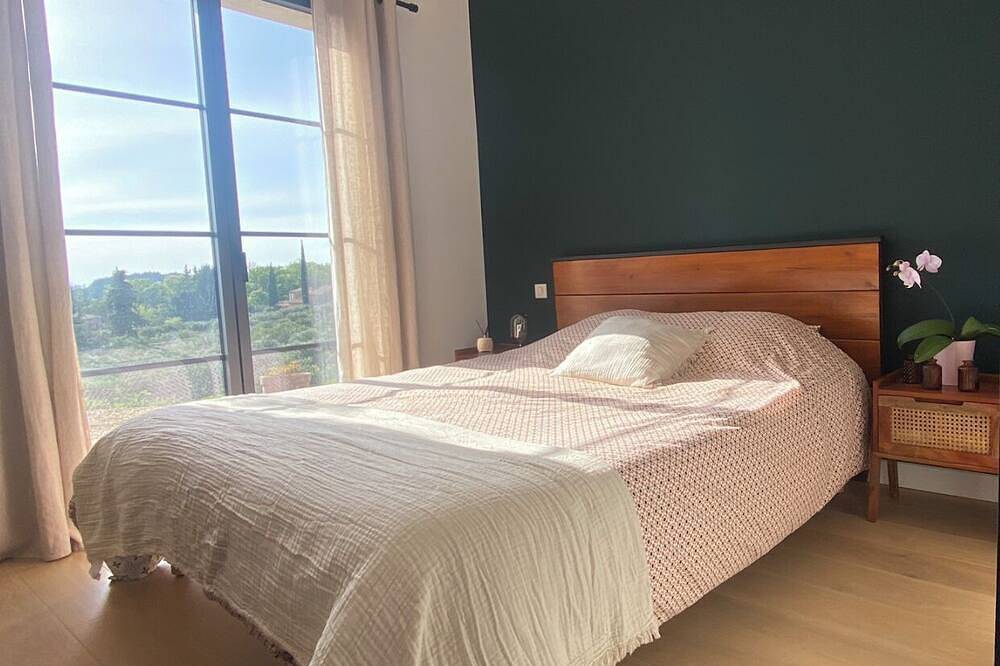 Villa Contemporaine Avec Piscine et Jardin, Proche Lacs et Gorges du Verdon in Aups, Brignoles region