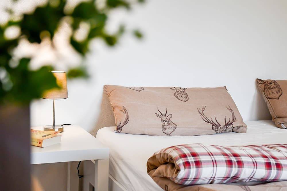 Ganze Wohnung, Ferienwohnung  Hohenlochen 130qm mit Whirlpool und Fassauna, 3 Schlafzimmer für max. 6 Personen in Hausach, Kinzigtal