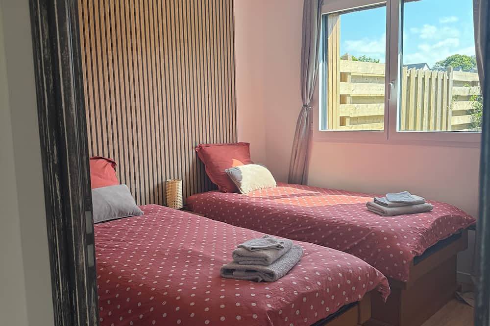 Maison Ty Marie ⭐ Relaxing stay close to the beach in Plouégat-Guérand, Ceinture Dorée