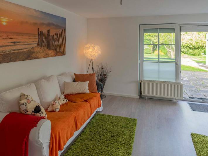 Ferienwohnung für 5 Personen, mit Garten und Terrasse, kinderfreundlich in Sande
