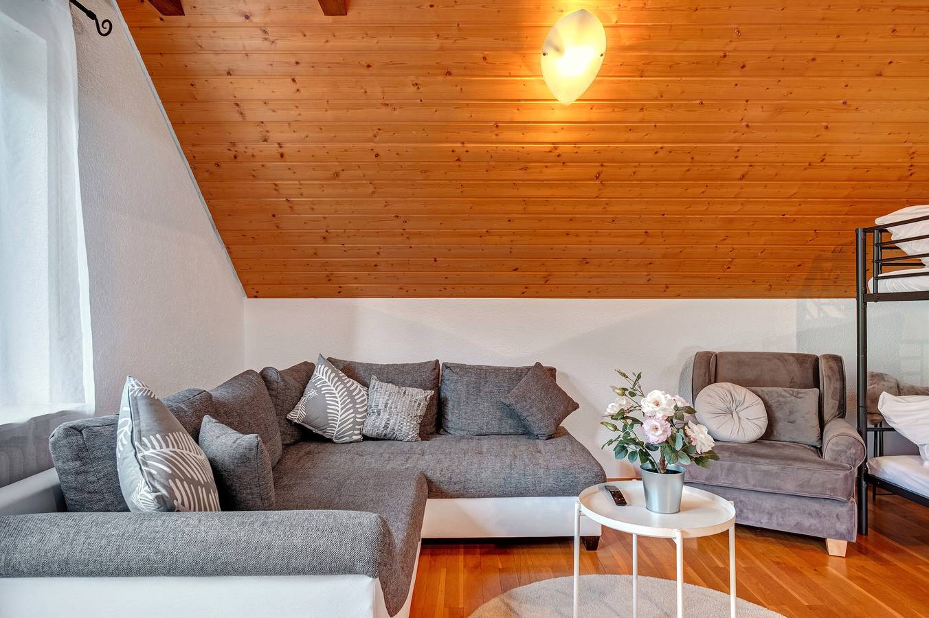 Ganze Wohnung, Ferienwohnung 'Im Wiedener Hof' mit Bergblick, Balkon und Wlan in Suedlicher Schwarzwald, Wieden