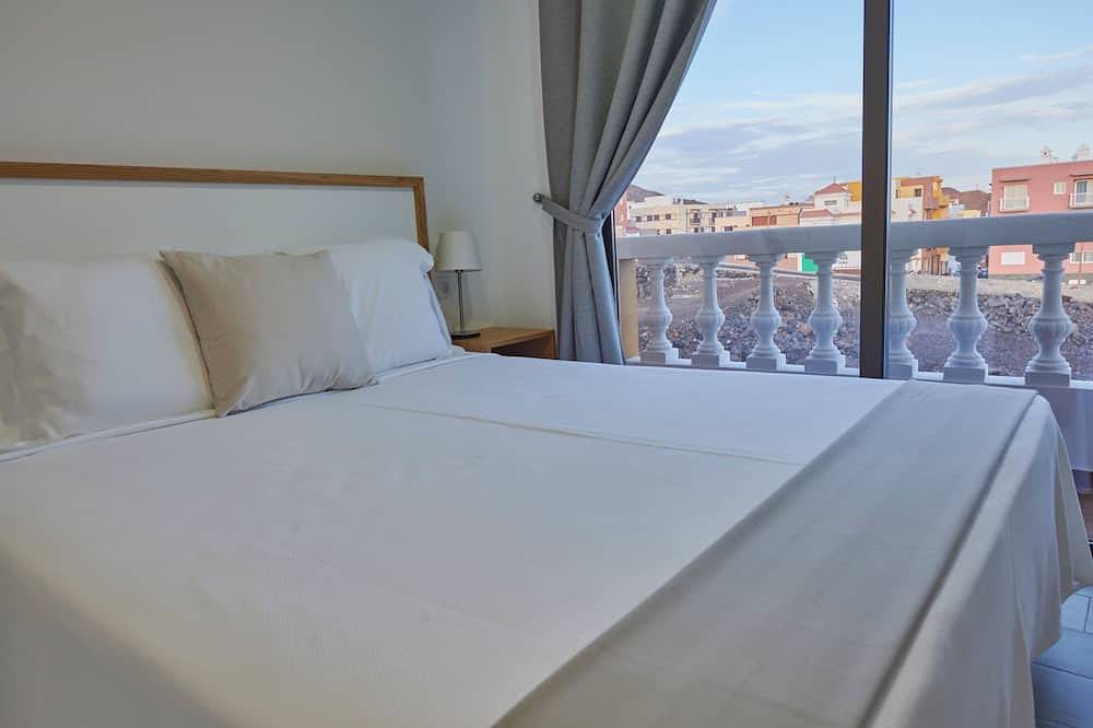 Entire apartment, Superior Apartment 1st floor with sea view in La Restinga, El Pinar de El Hierro