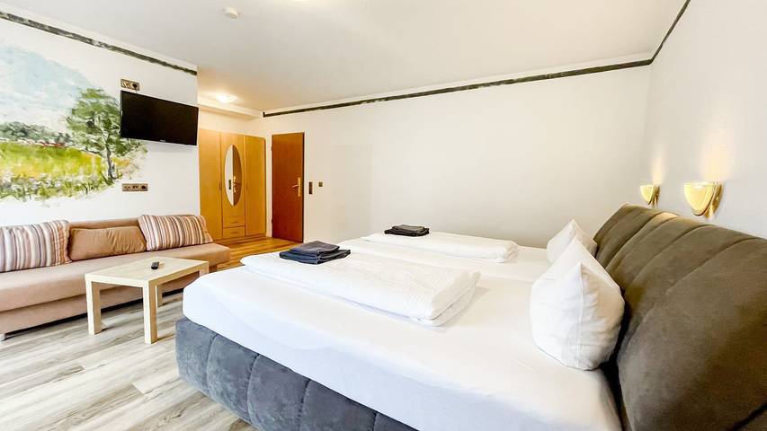 Ferienwohnung für 4 Personen, mit Garten und Sauna sowie Balkon und Ausblick in Winterberg - 4