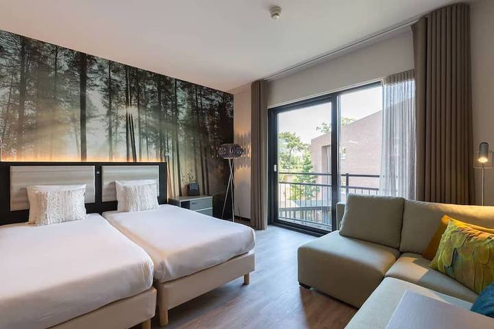 Hotel für 2 Personen, mit Pool