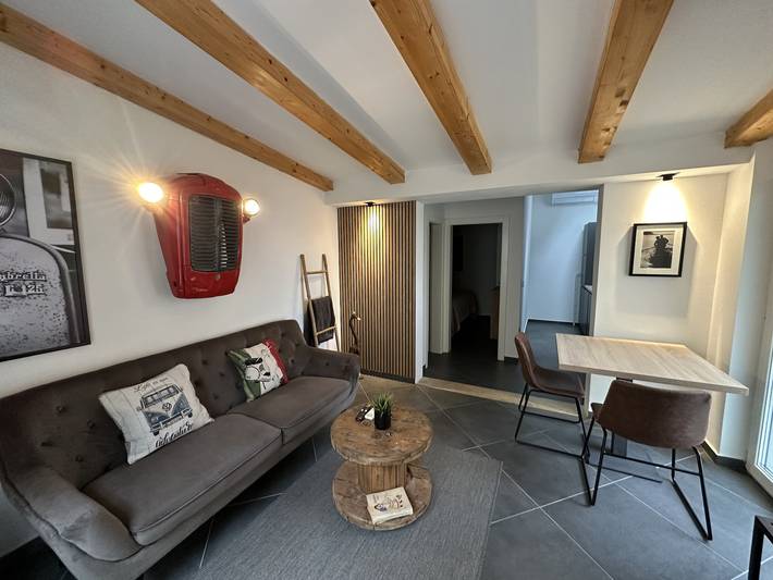 Ferienwohnung für 2 Personen, mit Terrasse und Garten in Poreč