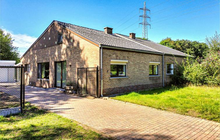 Ferienhaus für 6 Personen, mit Terrasse und Garten - 1
