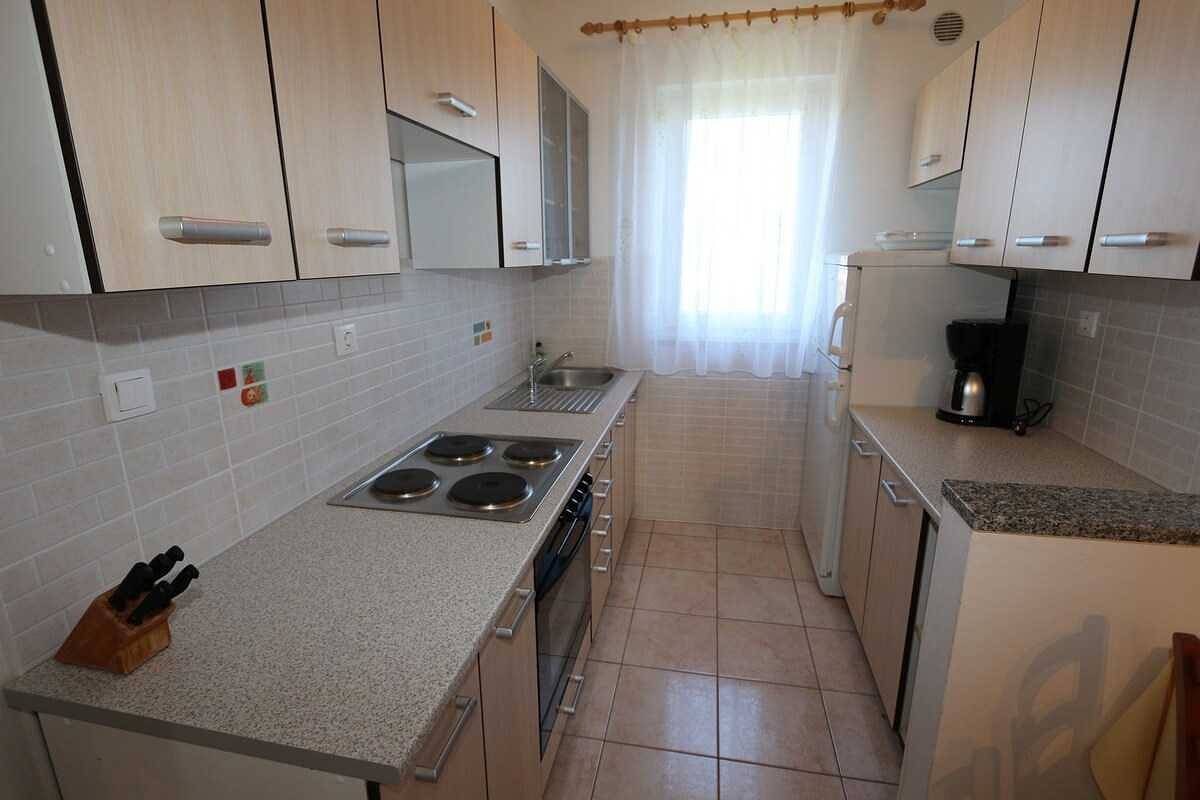 Apartamento entero, Apartment Dudovic Damir (10033-A1) in Silo (Krk), Krk (isla)