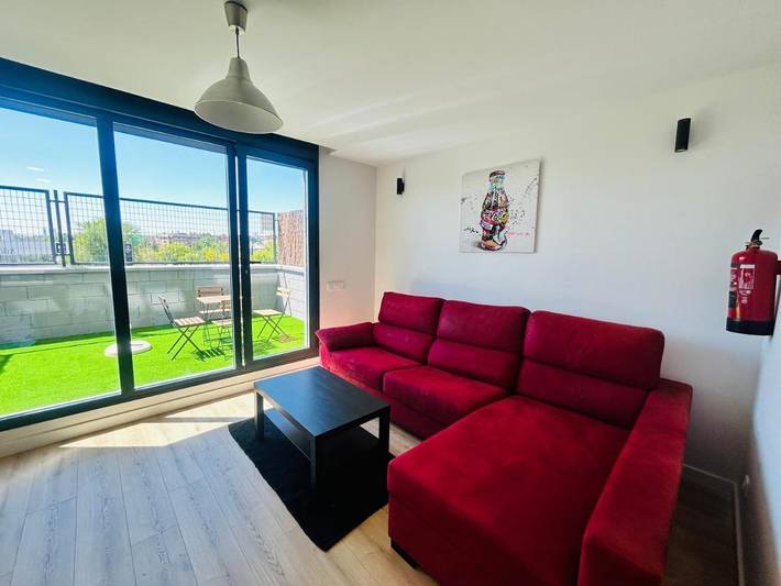 Apartamento para 4 personas, con Balcón y Terraza además de Jardín y Piscina en San Sebastián de los Reyes
