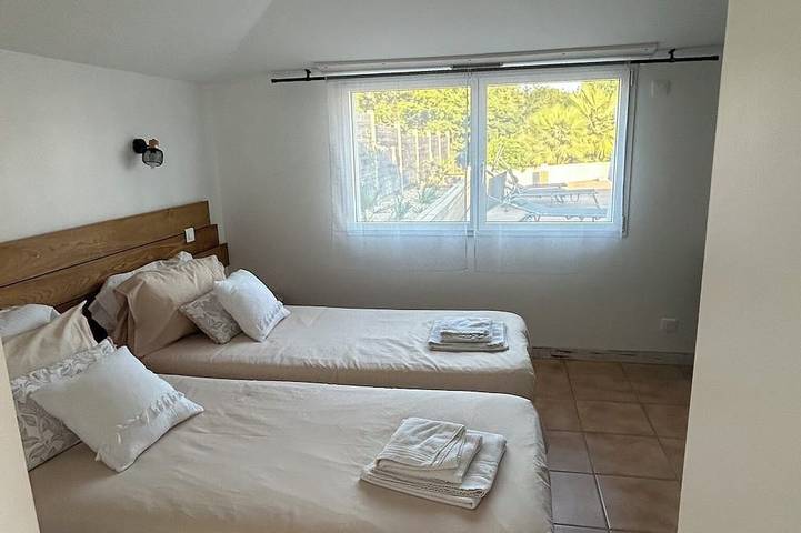 Gîte pour 4 personnes, avec piscine ainsi que jardin et terrasse, animaux acceptés à Monnières - 3